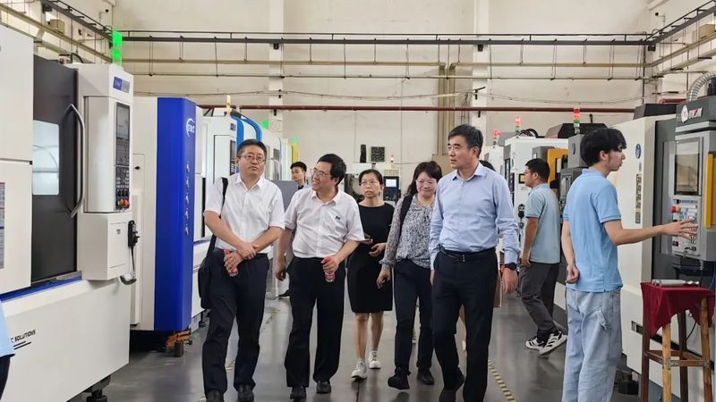 梅花联轴器顶丝规格解析：关键参数与选型逻辑